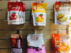 -来伊份(我格广场武宁路店)