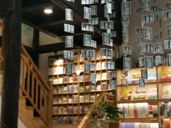 -猫的天空之城概念书店(杭州南宋御街店)