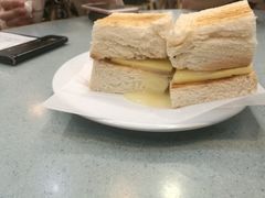 鮮油奶多-华嫂冰室(尖沙咀店)