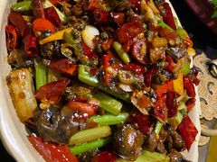 泼辣螺蛳肉-莫家传承菜(耗儿鱼特色店)