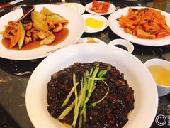 -桃园中华料理炸酱面(燕儿岛路店)