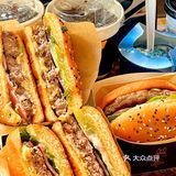 新品！我只服麦当劳🍔！打工人的厚牛堡已出击