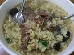 普通羊肉泡馍-刘信牛羊肉小炒泡馍(回民街店)