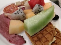 -上海滴水湖皇冠假日酒店