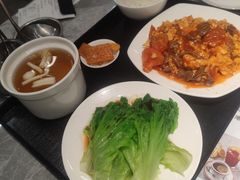 鲜茄鸡蛋牛肉饭-皇后餐厅-煲仔·小菜·打边炉(古北店)