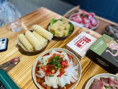 -黔二妞地摊火锅(龙华清湖店)