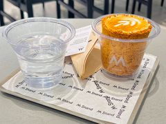 脆巧曲奇拿铁-M Stand(成都COSMO店)
