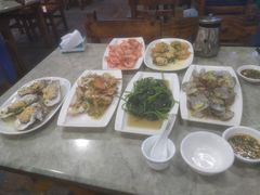 -四川小胡子海鲜(丁村万人海鲜广场店)
