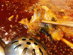 -肖肖酸萝卜鱼火锅(总店)