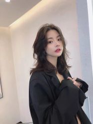 -BULB STUDIO 巴柏明星发型工作室