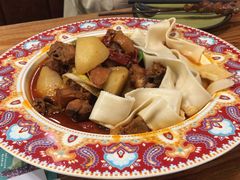 沙湾大盘鸡-塔哈尔·新疆盛宴(城西银泰店)