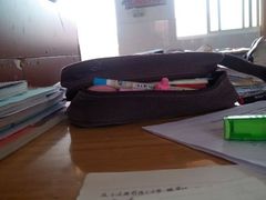 android_upload_pic-南京外国语学校(仙林分校西区)