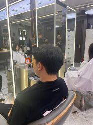 -藤野造型烫发染发