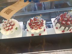-花花卷卷·鲜食蛋糕(静安久光百货店)