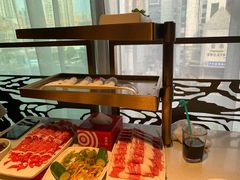 -海底捞火锅鲜切牛肉主题店(长寿路店)
