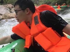 -雅鲁激流探险漂流