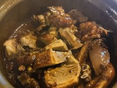 招牌焖鸭-和记菜馆