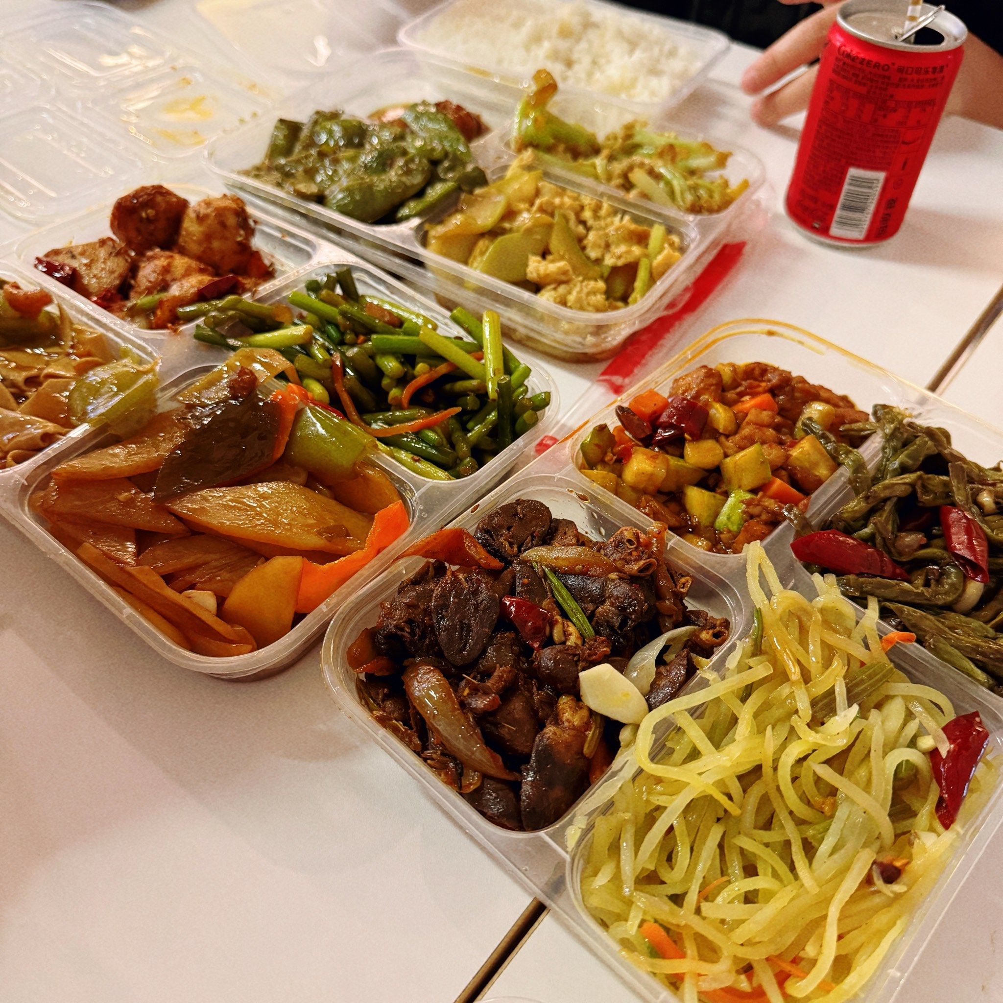 东北的盒饭真的yyds!￼