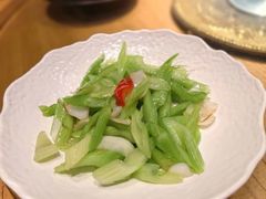 -吴越荣记苏州菜·松鼠桂鱼 100% 活鱼现做(月光码头店)