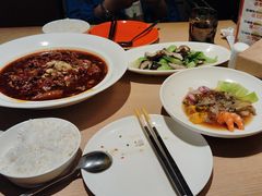 -渝信川菜 · 川味家常菜(财富购物中心店)
