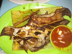 -明记烧鱼美味店