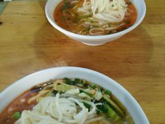 -巍山火巴肉饵丝(大理古城店)