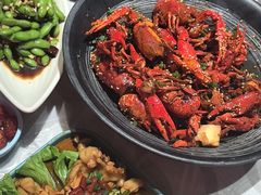 -肥肥虾庄·金牌油焖大虾(首义路店)