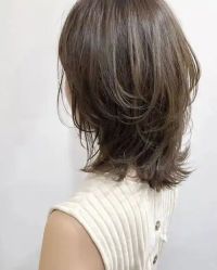 -丝语萱形象