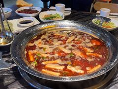 -老船舫·现做活鲜鱼馆(东郊记忆店)