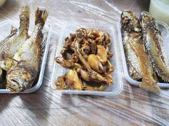 -蓝精灵饺子店