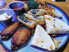 缤纷小食拼盘-bluefrog蓝蛙(皇庭广场店)