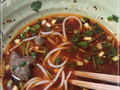 -阿宽豌杂面(华油路138号居民大院店)