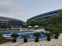 -上海滴水湖皇冠假日酒店