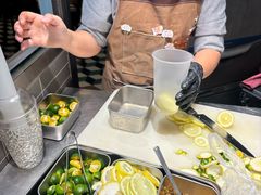 -潮界(LU·ONE凯德晶萃广场店)