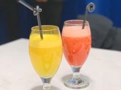 鲜榨橙汁-欧玛仕红酒廊(欧风花街店)