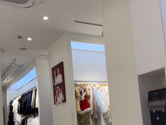 -觅你映画·精致照相馆(乐堤港店)