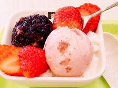 草莓雪山-满记甜品(荟聚购物中心店)