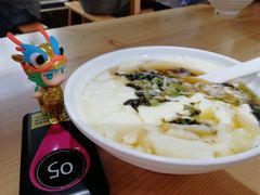 -弄堂咪道-饭香·面香·馄饨香(兴梅店)