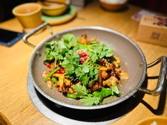 手撕扁担鸡-吃饭皇帝大(解放西路店)