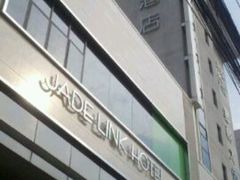 大楼-上海虹桥君丽假日酒店(娄山关路地铁站店)