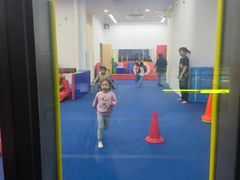 -蜩动儿童运动成长馆(恒生万鹂广场店)