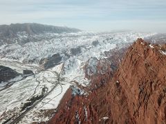 -天山神秘大峡谷