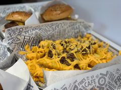 -TRIPS BURGER(大钟寺店)