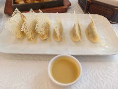 虾爬子锅贴-品海楼·大连海胆锅贴馆(东港店)