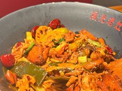 -风光老灶麻辣香锅(大成路翠微百货店)