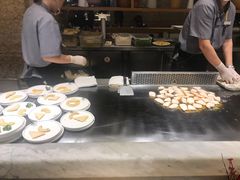 -雍和会海鲜姿造自助(湖东路店)