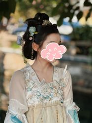 -一揽芳华汉服旗袍体验馆(拙政园店)