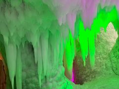 -芦芽山旅游度假区