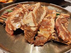 -草家酱蟹炭火烤肉店(珲春南路一店)
