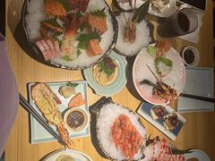 -花和海鲜自助(梅江店)
